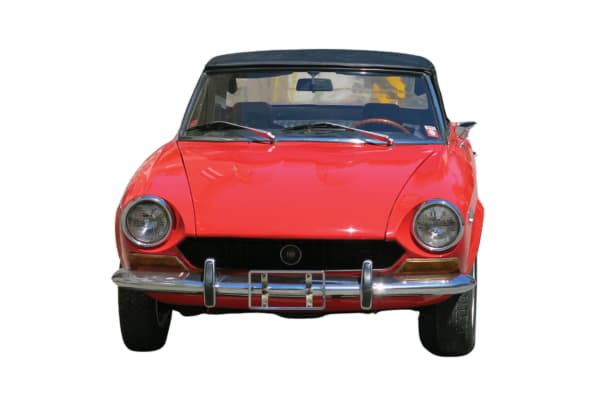 Fiat 124 Spider mit Cabrio-Verdeck