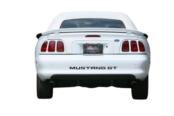 Ford Mustang 96-99 mit Cabrio-Verdeck