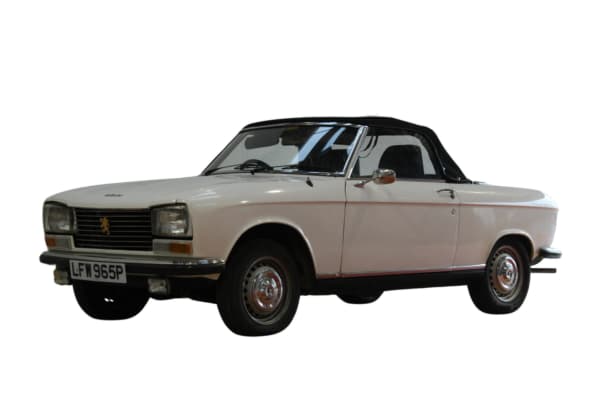 Peugeot 204 / 304 Cabrio mit Cabrio-Verdeck