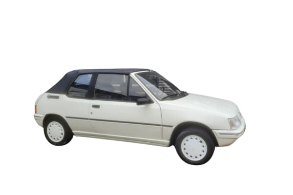 Peugeot 205 Cabrio mit Cabrio-Verdeck