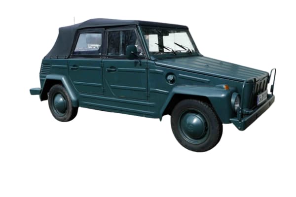 Volkswagen 181 Kübelwagen mit Cabrio-Verdeck